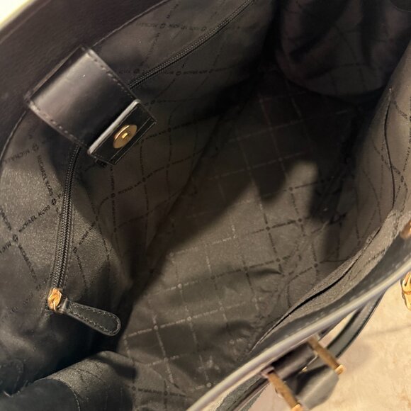 EUC Authentic Michael Kors Black Leather/ Suede / Croc Embossed Hamilton Tote - Picture 8 of 10